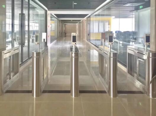 熵基科技×武漢東西湖車管所：打造人臉核驗(yàn)系統(tǒng)杜絕“黃牛”