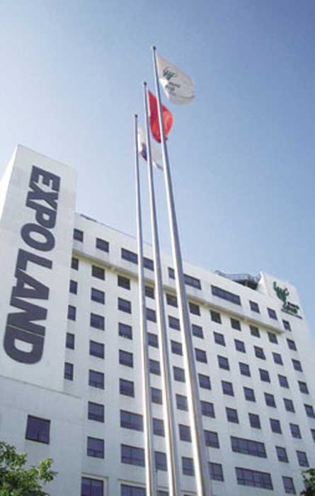 不銹鋼內置式360°順風定位旗桿