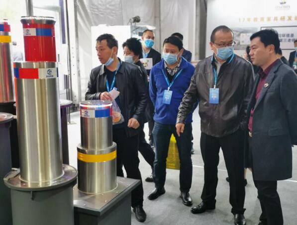 高壘智能科技有限公司為本次展會展示新產(chǎn)品、新技術(shù)、新的校園安防理念