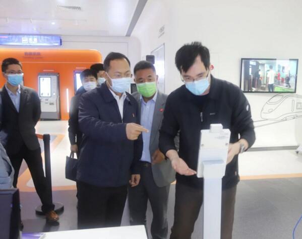 廣州市市委常委、統(tǒng)戰(zhàn)部部長盧一先率隊調研佳都科技