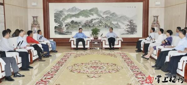 陳敏會(huì)見(jiàn)佳都科技劉偉董事長(zhǎng)一行