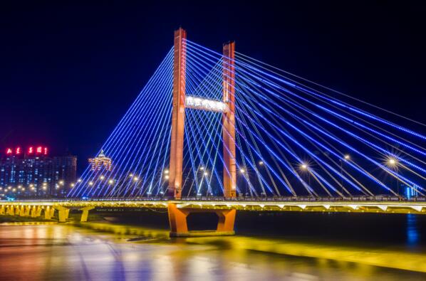 江門市市長劉毅一行調(diào)研佳都科技