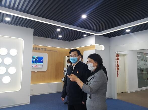 福建省委常委、廈門市委書記胡昌升一行蒞臨人工智能代表企業(yè)—瑞為技術(shù)調(diào)研