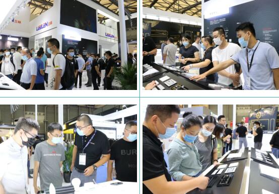 立林現(xiàn)場搭建的魔盒體驗屋