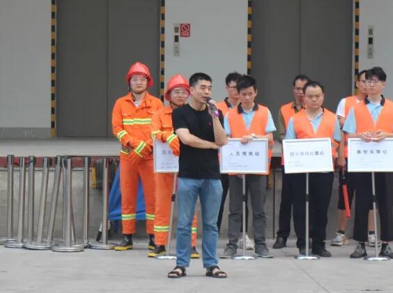 演練科目完成后，楊主任對本次活動進行點評