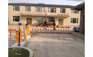 大連甘井子區(qū)停車場管理系統(tǒng)案例 - 中出網(wǎng)-智能出入口與停車充電門戶