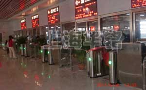 無錫長途汽車站通道閘案例