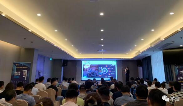 智能交通事業(yè)部負責人彭鎮(zhèn)