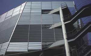 中國普天信息產業(yè)園遮陽板案例