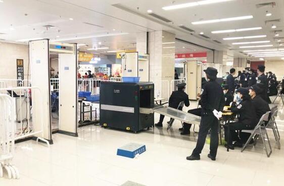 同方威視多套先進設(shè)備齊亮相