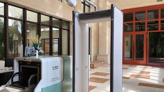 同方威視Kylin Care防疫安全衛(wèi)士在海南自貿(mào)區(qū)醫(yī)院首次實現(xiàn)應用