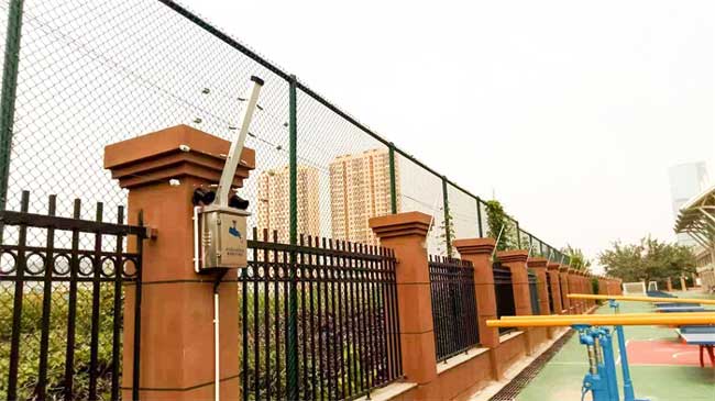 山東省濟南第三中學電子圍欄案例 - 中出網(wǎng)-智能出入口與停車充電門戶