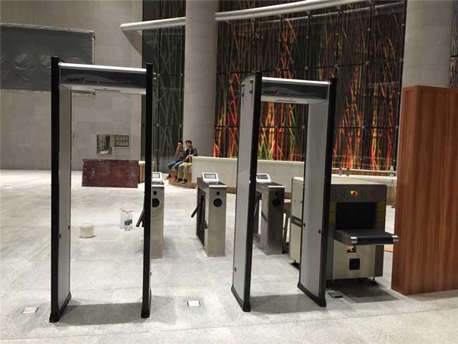 長(zhǎng)沙袁隆平水稻博物館安檢門案例 - 中出網(wǎng)-智能出入口與停車充電門戶