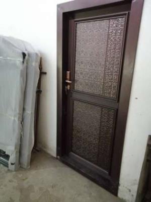 入戶(hù)門(mén)