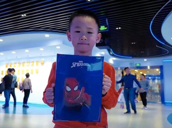 最喜歡的蜘蛛俠！不不不，我要假裝淡定......