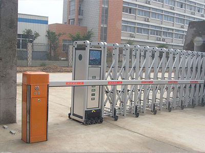 光華實(shí)業(yè)伸縮門(mén)案例 - 中出網(wǎng)-智能出入口與停車(chē)充電門(mén)戶(hù)