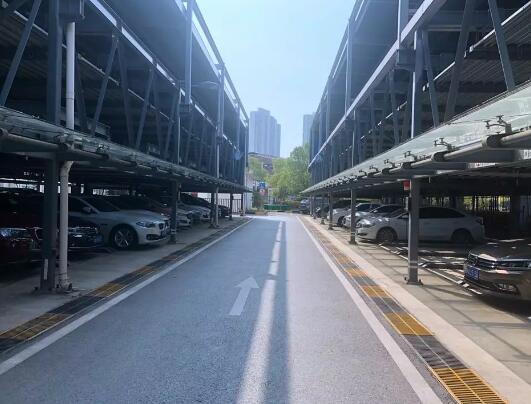 為緩解城區(qū)停車難，南昌立體車庫應(yīng)運(yùn)而生