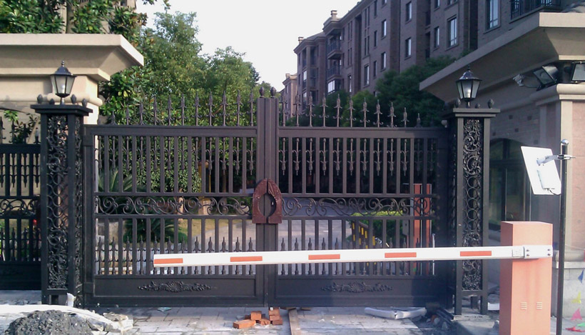 熱烈祝賀石嘴山出安智能鋁藝大門進駐恒大綠洲